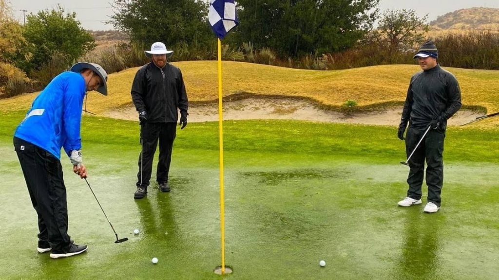 Play Golf in the Rain